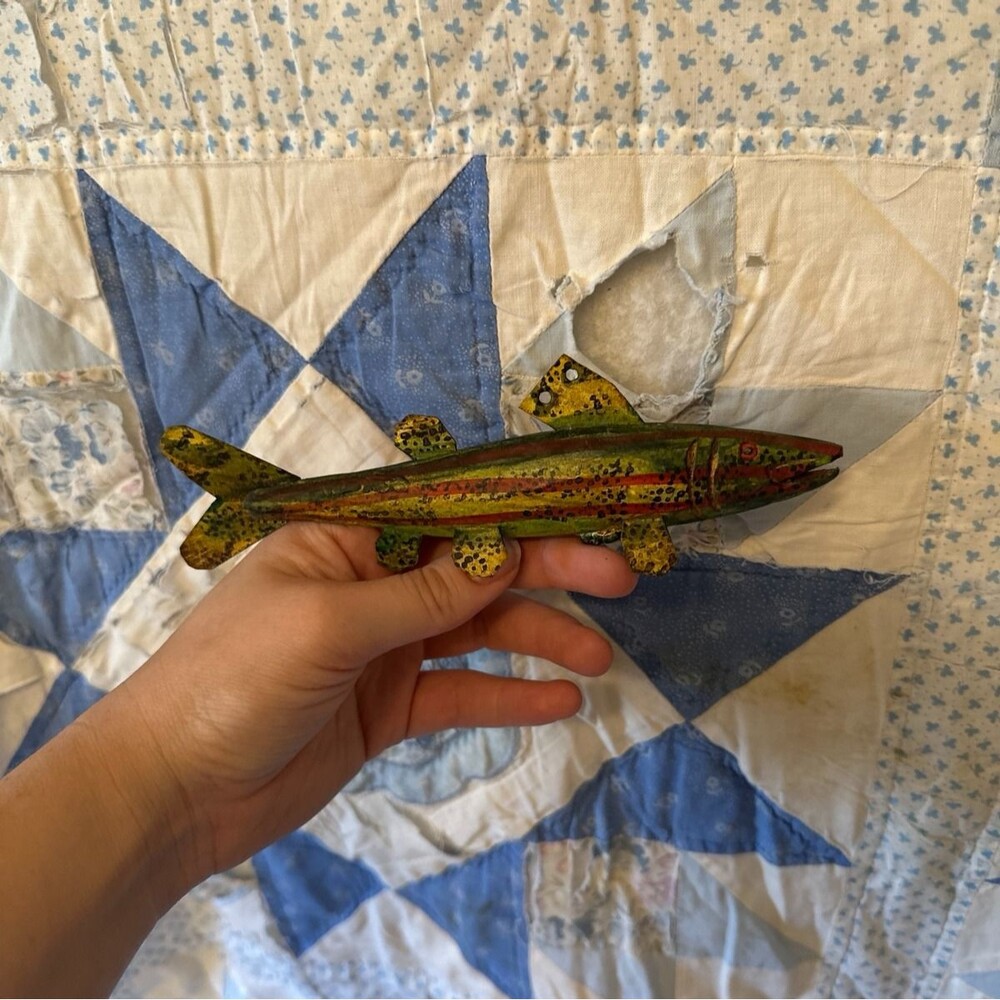 Vintage Handmade Folk Art Swimming Ice Fishing Spearing Fish Decoy Lure - Picture 2 of 7